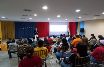 As part of AKAM,  Embassy organized screening of a  Bollywood movie with Spanish subtitles in Anzoategui state of Venezuela. It was attended by many Indian  enthusiasts where Amb. Abhishek Singh  spoke on the various initiatives of  the Embassy on  the cultural side